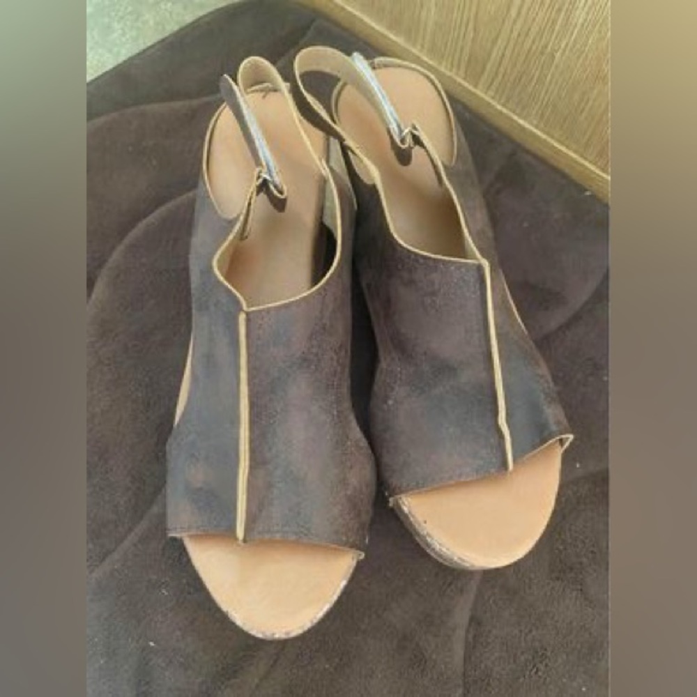 Brown Cork wedges